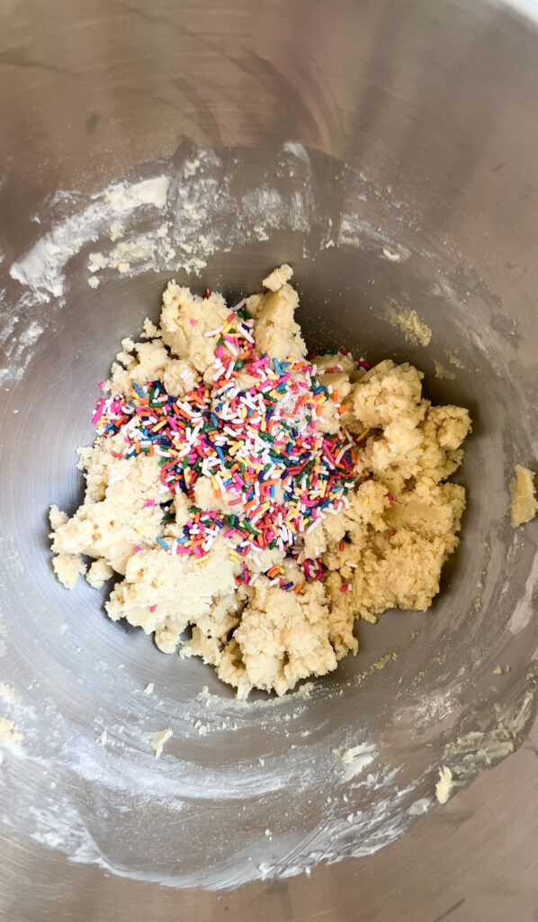 Sugar cookie with sprinkles added in. 