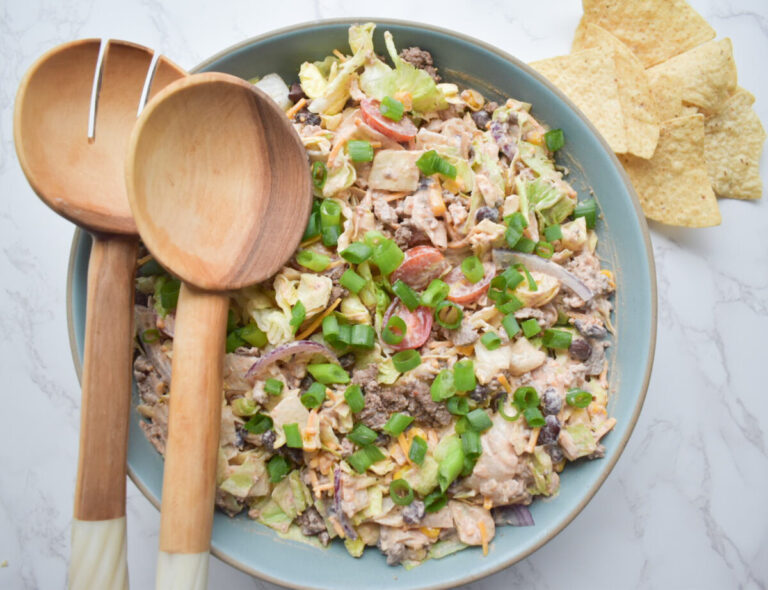 Taco salad with ground beef