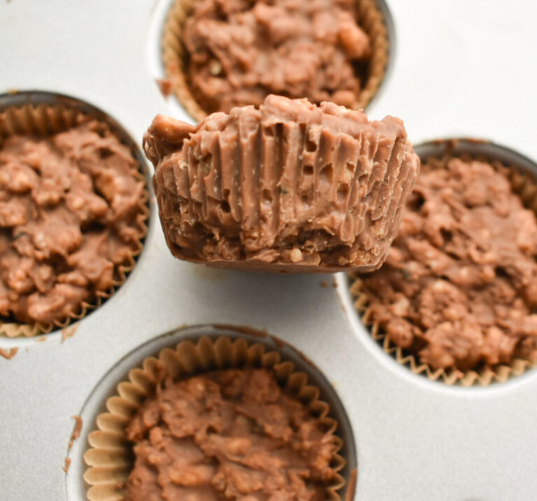 No-bake peanut butter and chocolate rice krispy treats